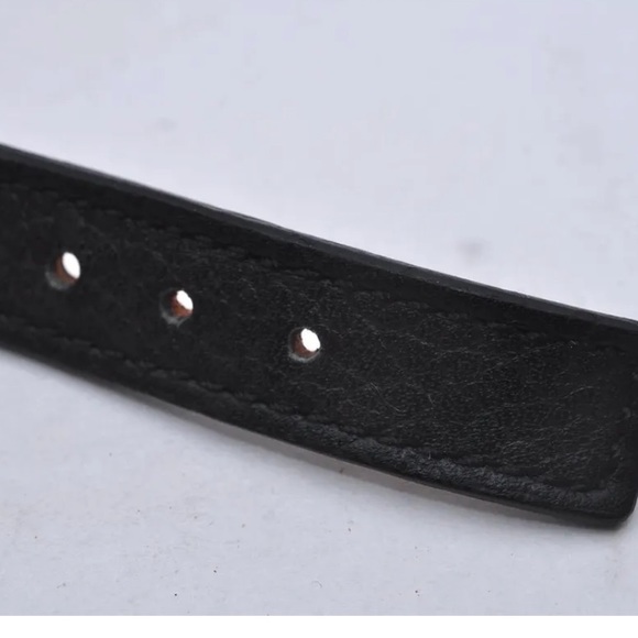 Louis Vuitton Luxury Bracelet - Picture 4 of 10